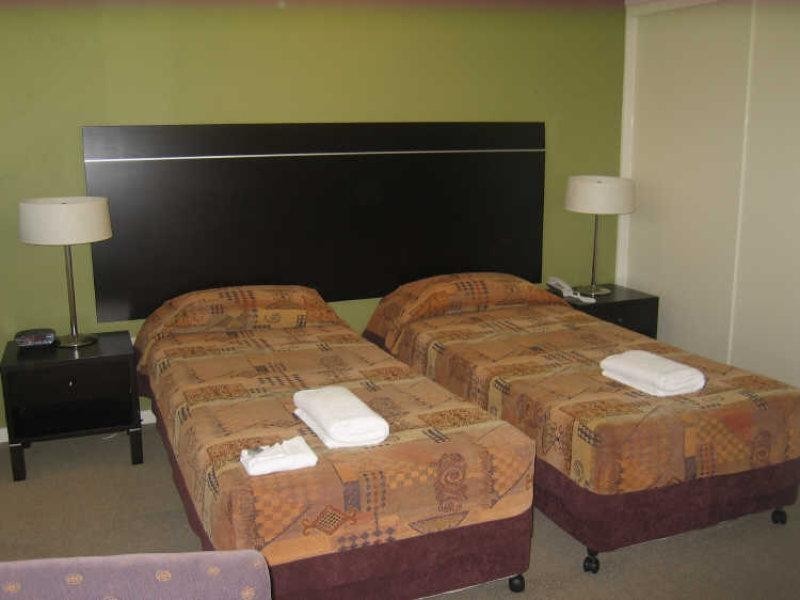 18/1890 David Low Way, Coolum Beach QLD 4573