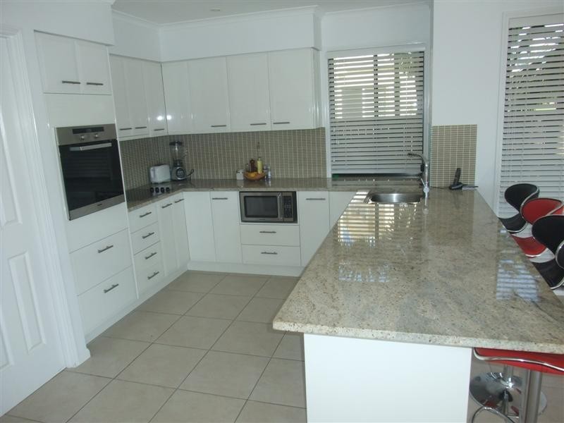 22 Topsails Pl, Noosa Waters QLD 4566