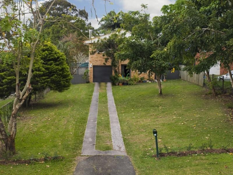 10 Lake View  Dr, Tewantin QLD 4565