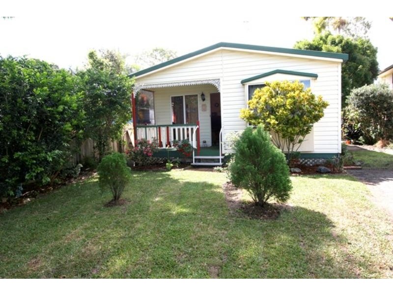 12 Laburnum Cres, Noosaville QLD 4566