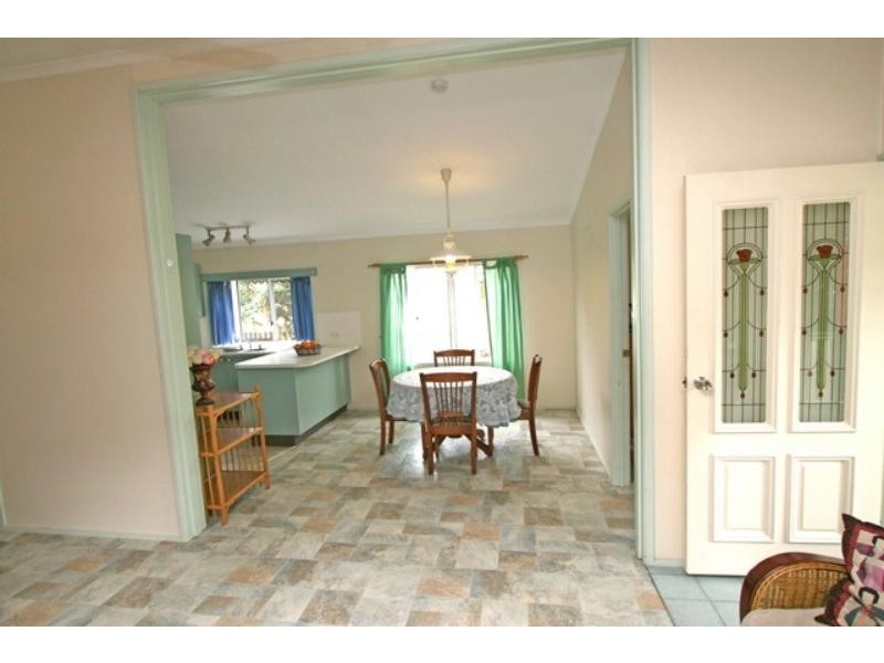 12 Laburnum Cres, Noosaville QLD 4566