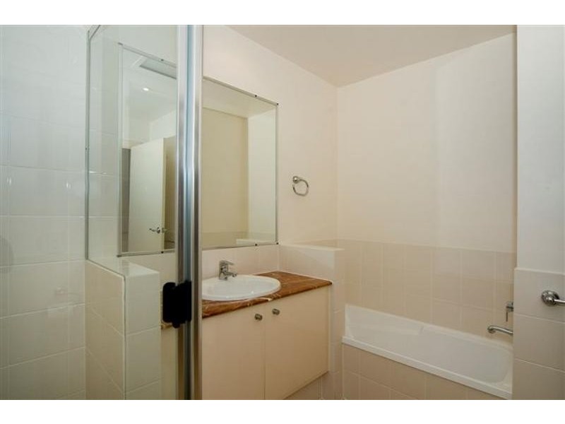 107/61 Noosa Springs  Dr, Noosa Springs QLD 4567