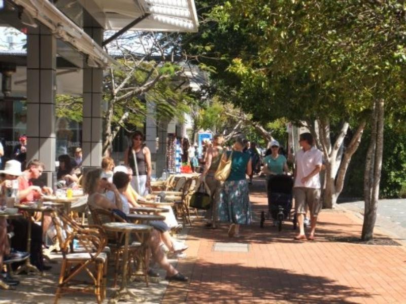 2/31 Katarina St, Noosa Heads QLD 4567