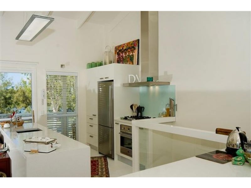 2/15 Howard St, Noosaville QLD 4566