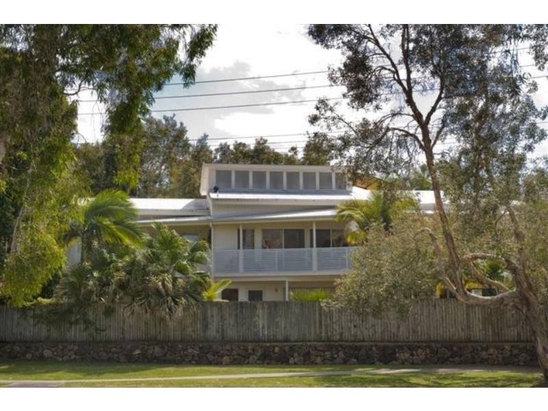 2/15 Howard St, Noosaville QLD 4566