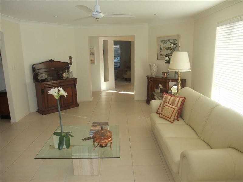 1 Wirra Pl, Tewantin QLD 4565