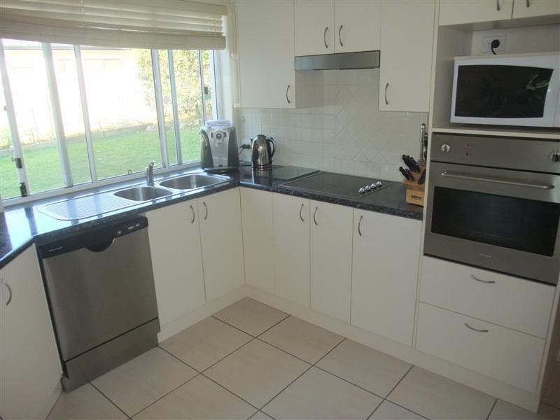 1 Wirra Pl, Tewantin QLD 4565