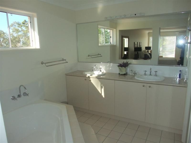 1 Wirra Pl, Tewantin QLD 4565