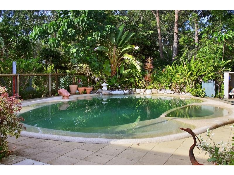 14 Tamarine Pl, Cooroibah QLD 4565