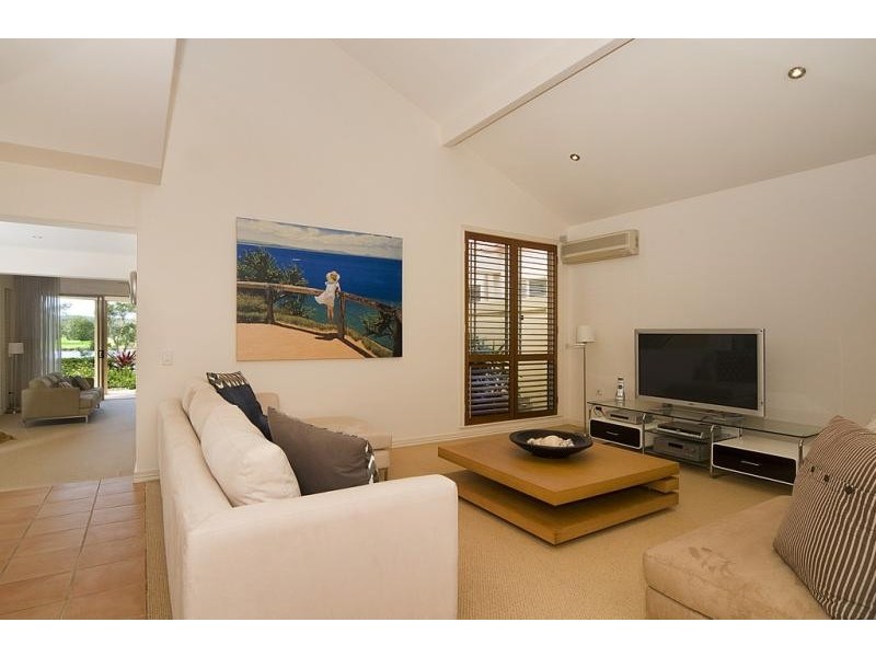 120 Noosa Springs  Dr, Noosa Springs QLD 4567