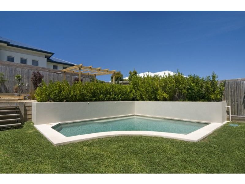 4 Shoal Ct, Peregian Springs QLD 4573