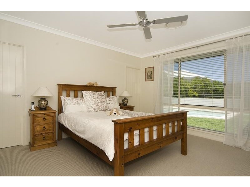 4 Shoal Ct, Peregian Springs QLD 4573