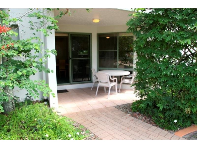 4/243 Weyba  Rd, Noosaville QLD 4566