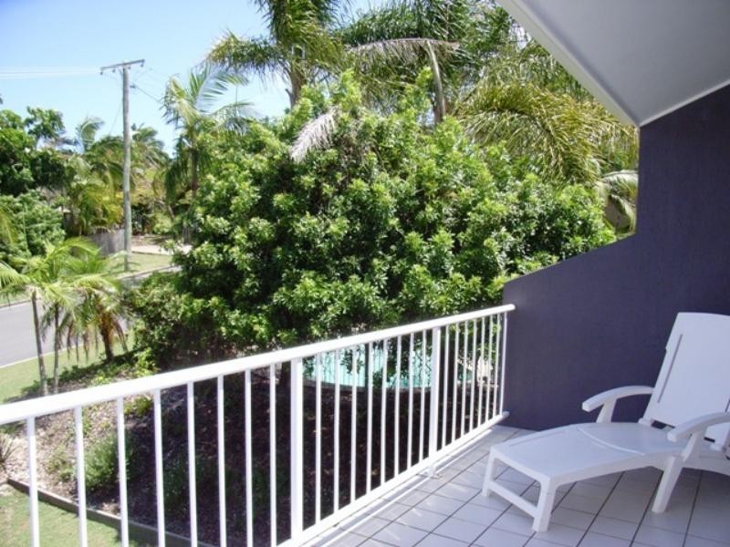 4/23 Margit Cres, Sunrise Beach QLD 4567