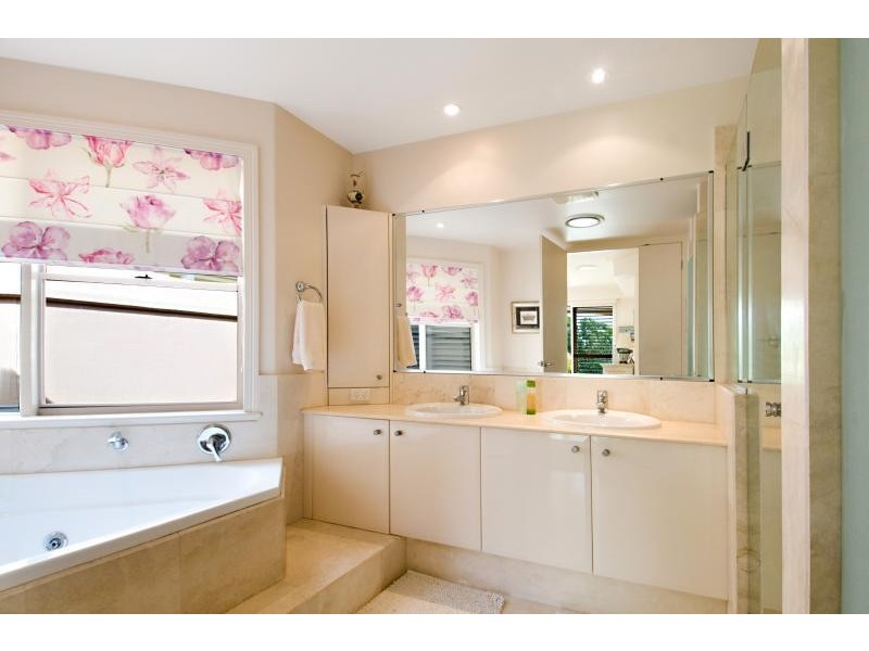 127 The Cascades -, Noosa Springs QLD 4567