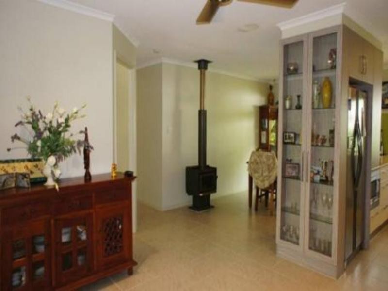 6 Walnut Ct, Marcus Beach QLD 4573