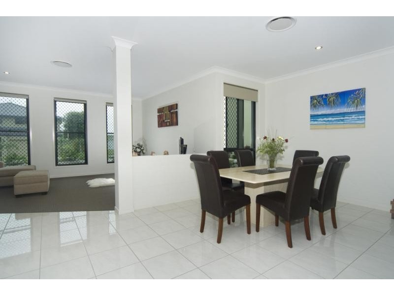 9 Parkwood Pl, Peregian Springs QLD 4573