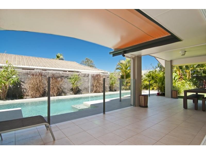4 Waratah Cl, Coolum Beach QLD 4573