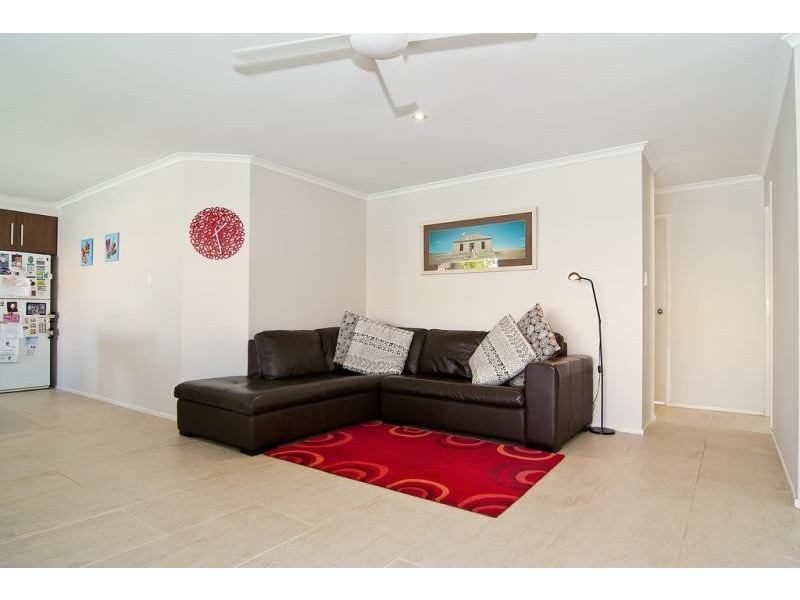 4 Waratah Cl, Coolum Beach QLD 4573