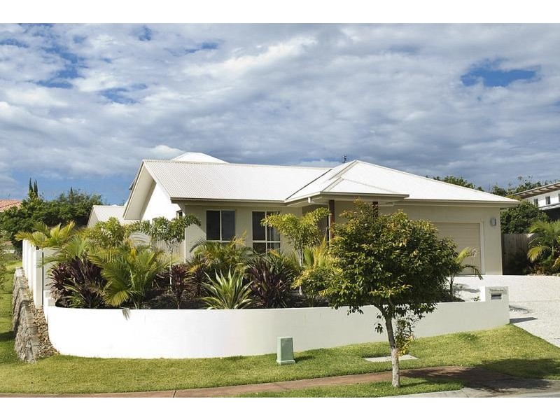 2 Nicklaus Lane, Peregian Springs QLD 4573