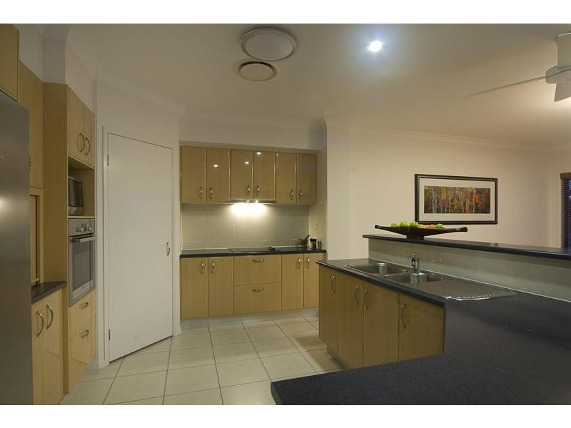 16 Greenside Ct, Peregian Springs QLD 4573