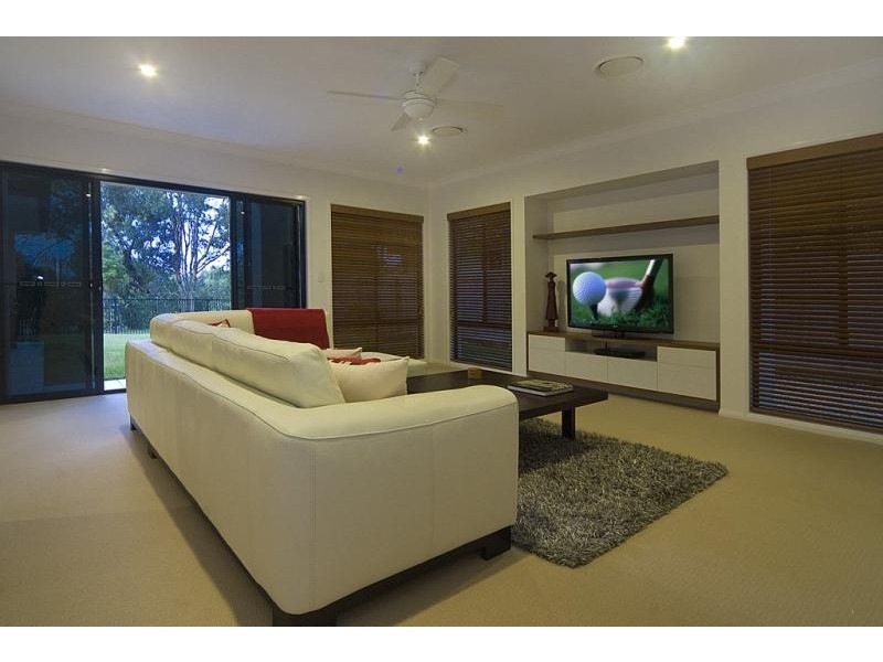 16 Greenside Ct, Peregian Springs QLD 4573