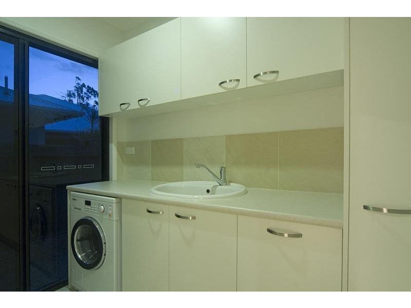 16 Greenside Ct, Peregian Springs QLD 4573