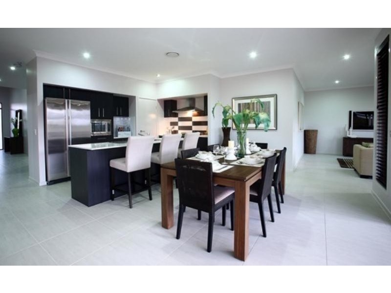 13 Gainsborough Cres, Peregian Springs QLD 4573