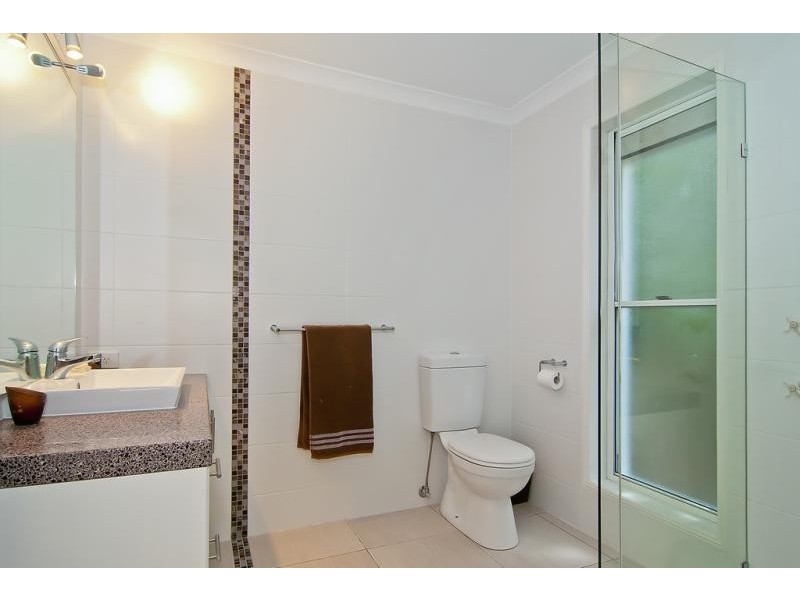 10 Flagship Ct, Castaways Beach QLD 4567