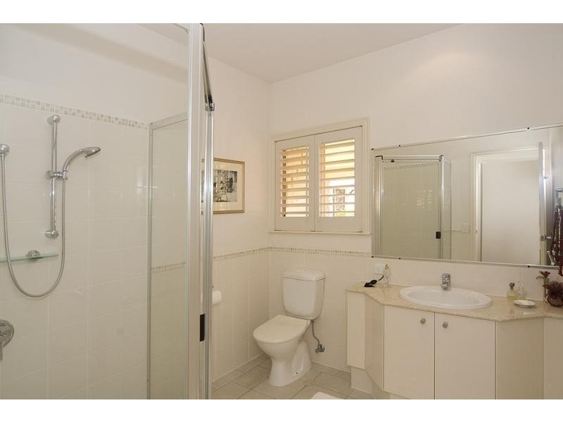 123 Noosa Springs Dr, Noosa Springs QLD 4567