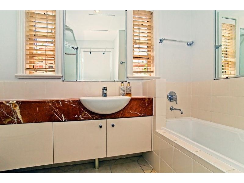 148 Noosa Springs Dr, Noosa Springs QLD 4567