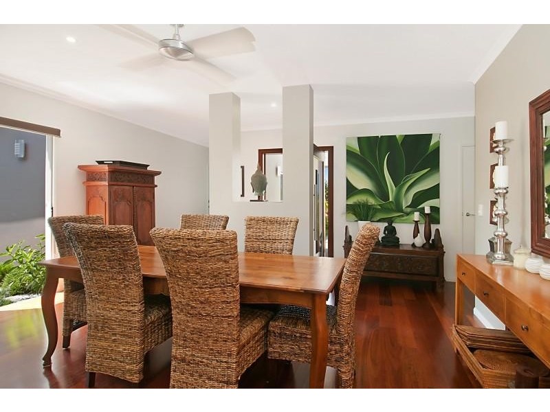 10 Cobblestone Pl, Peregian Springs QLD 4573