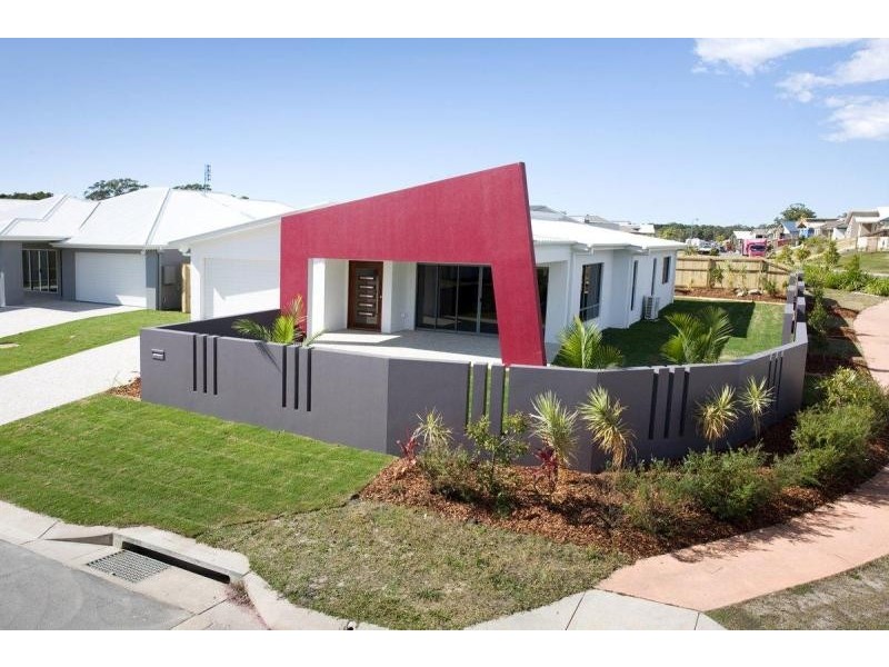 2 Longcove Pl, Peregian Springs QLD 4573