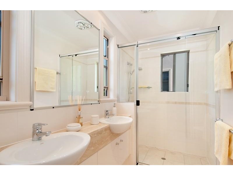 140 The Cascades -, Noosa Springs QLD 4567