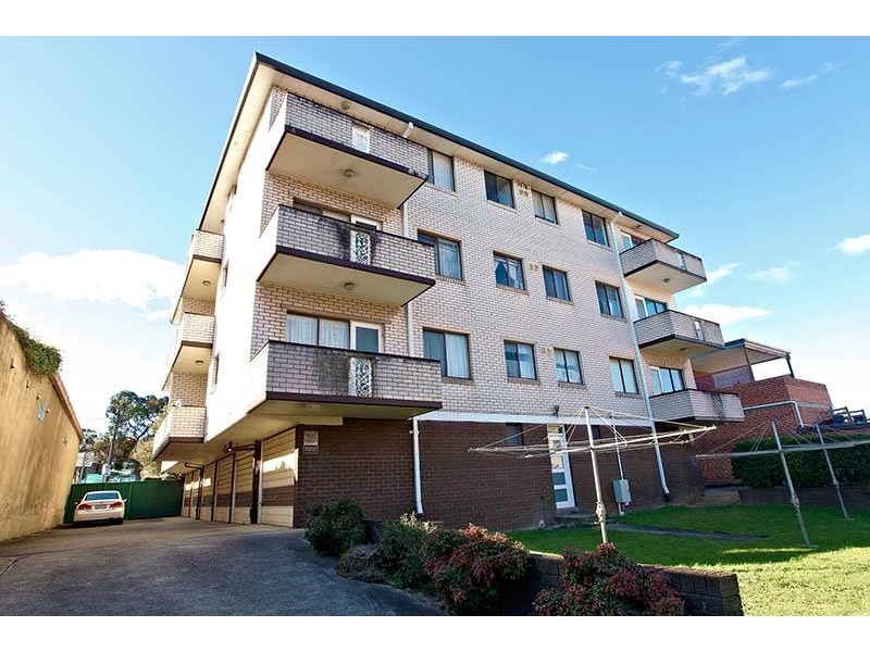 2/42 Walz St, Rockdale NSW 2216