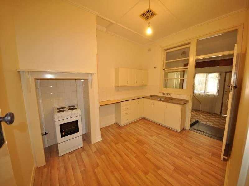 9 Bundarra Ave, Kilburn SA 5084