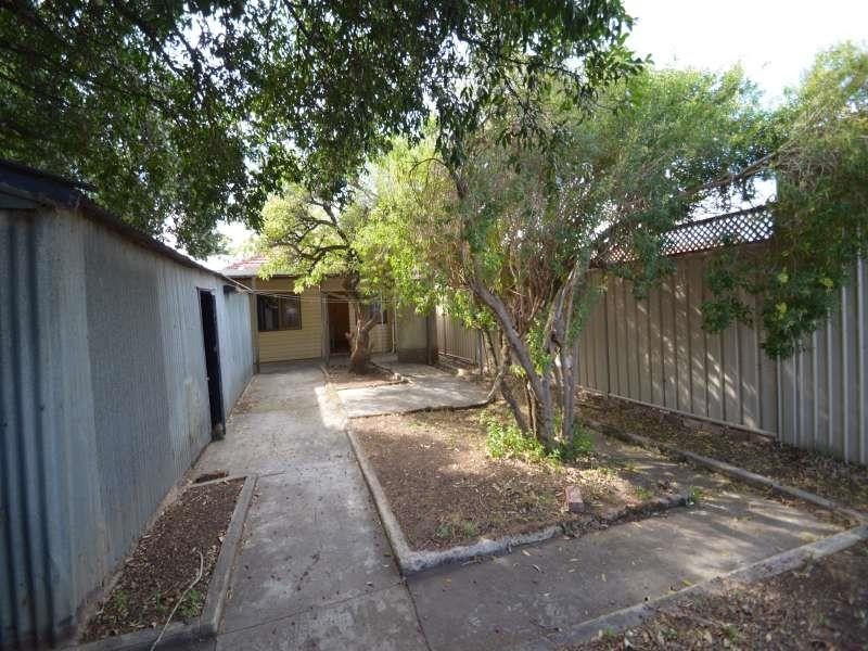 9 Bundarra Ave, Kilburn SA 5084