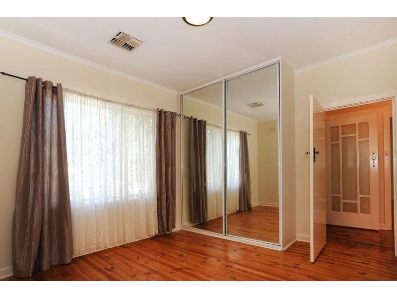 2 Collins St, Enfield SA 5085
