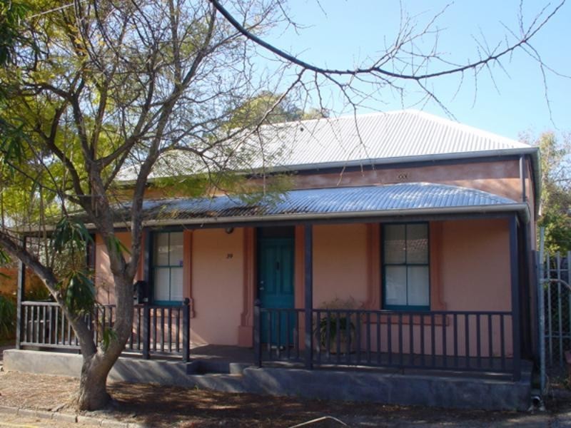 39 Pickering St, Brompton SA 5007