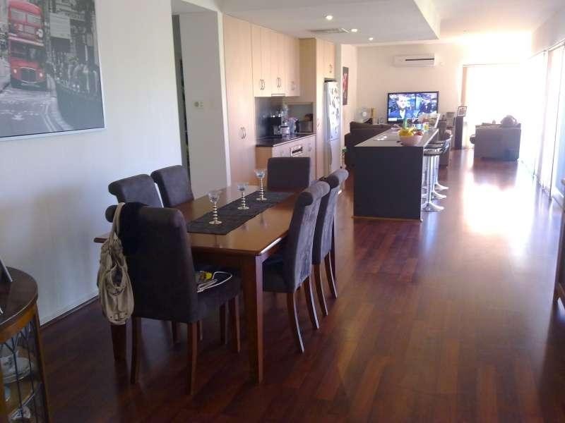 27 Wyatt Rd, Parafield Gardens SA 5107