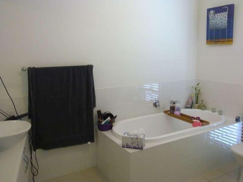 27 Wyatt Rd, Parafield Gardens SA 5107