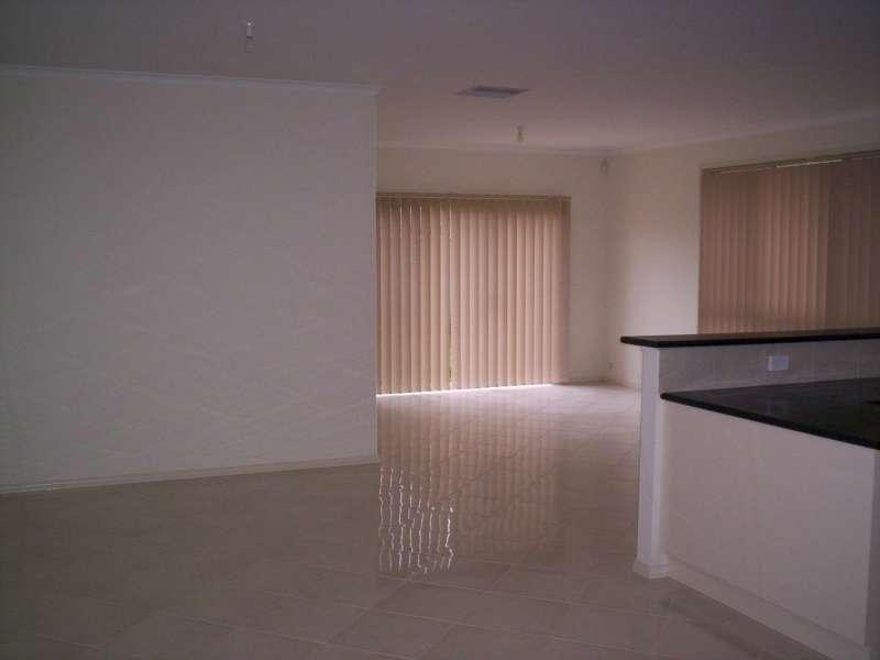 5 Baird St, Mawson Lakes SA 5095