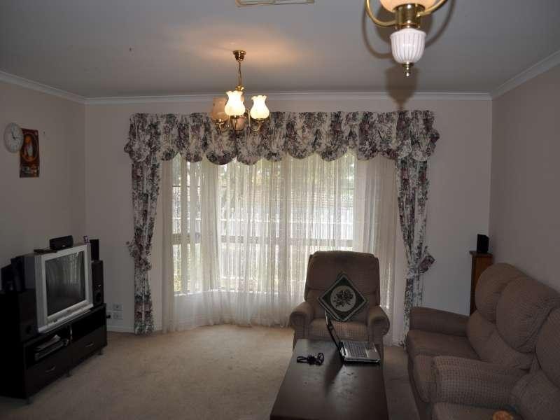 6 Dorinda St, Blair Athol SA 5084