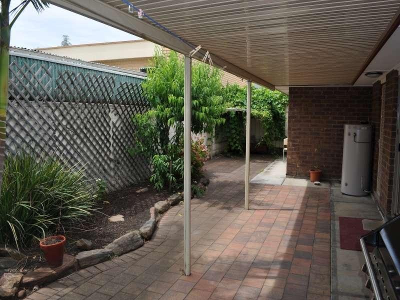 6 Dorinda St, Blair Athol SA 5084