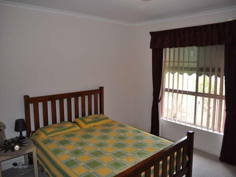 6 Dorinda St, Blair Athol SA 5084