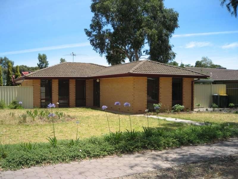2 Denver Dr, Parafield Gardens SA 5107