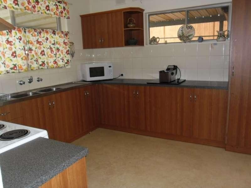 19 Whinnen St, St Agnes SA 5097