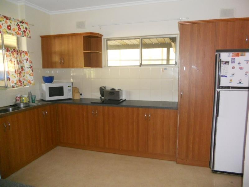 19 Whinnen St, St Agnes SA 5097