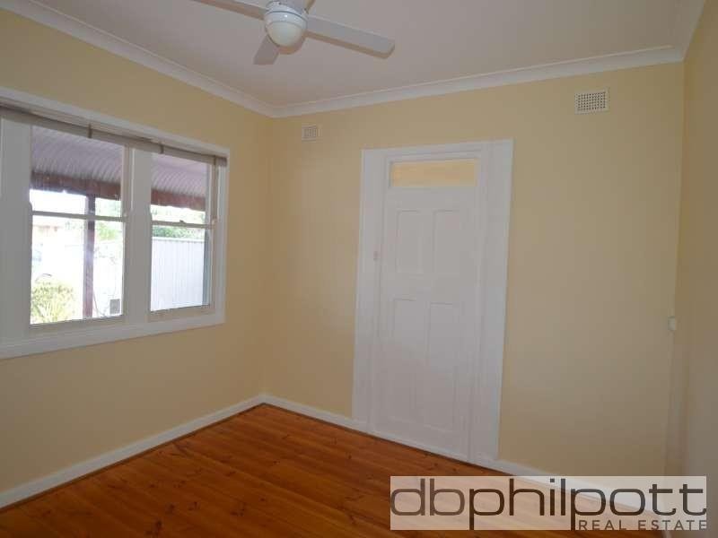 22 Ragless Ave, Enfield SA 5085
