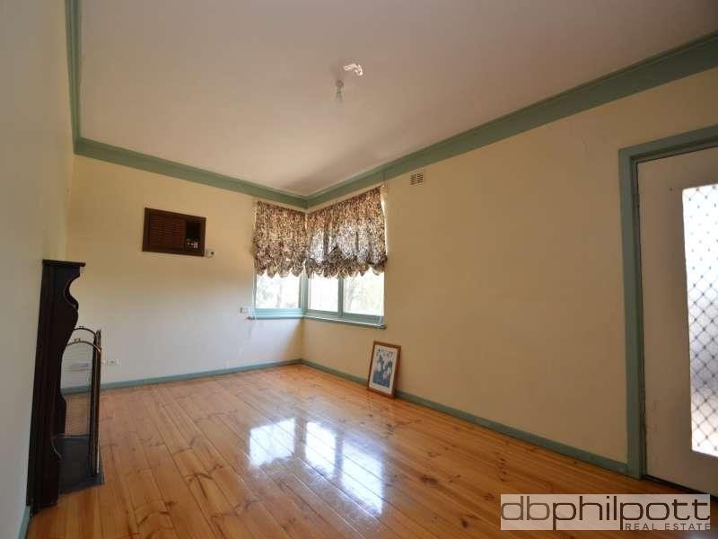 25 Walton  Street, Clearview SA 5085